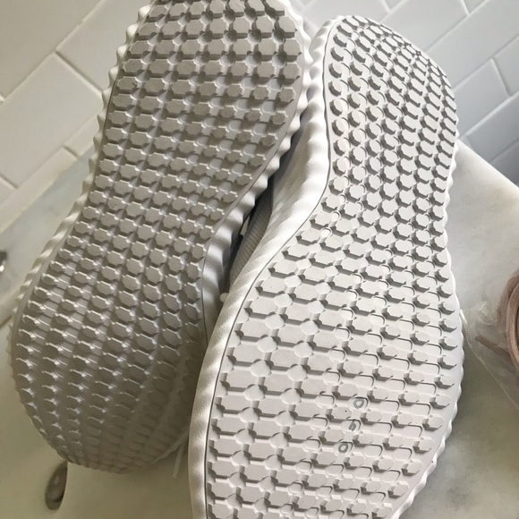 Adidas sneakers - Picture 5 of 7